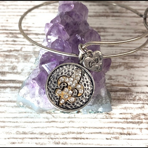 Fleur de lis Crystal Encrusted Charm Silver Bracelet - Picture 2 of 5